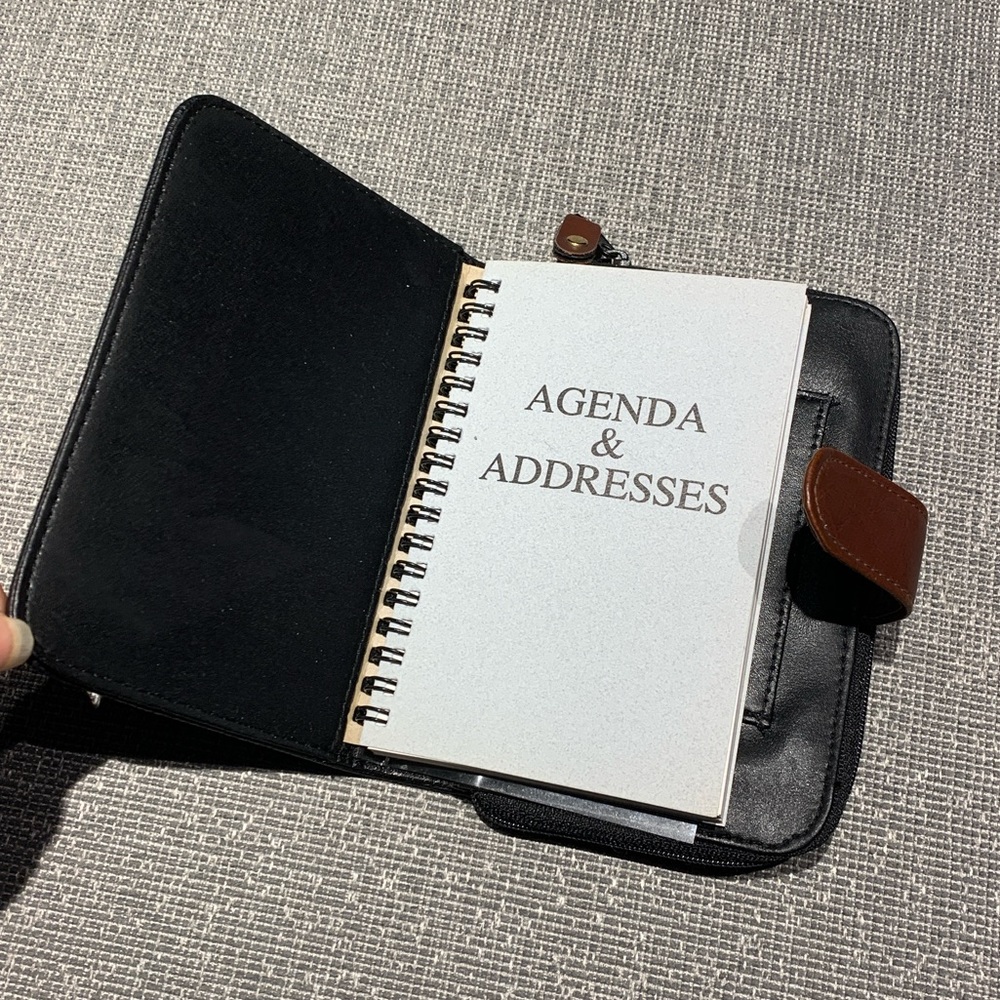 Agenda/Address Wallet View 3